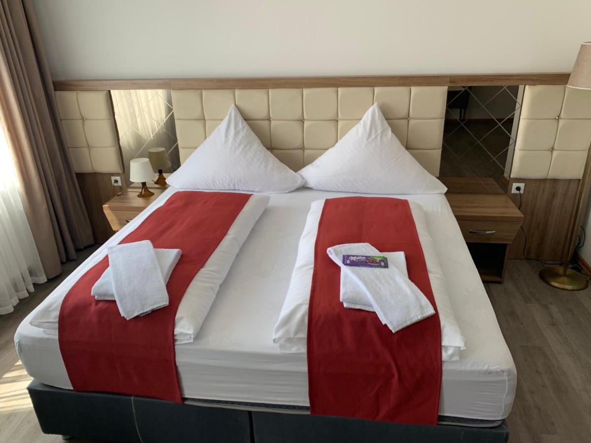 Hotel Hausen Obertshausen Frankfurt Buitenkant foto
