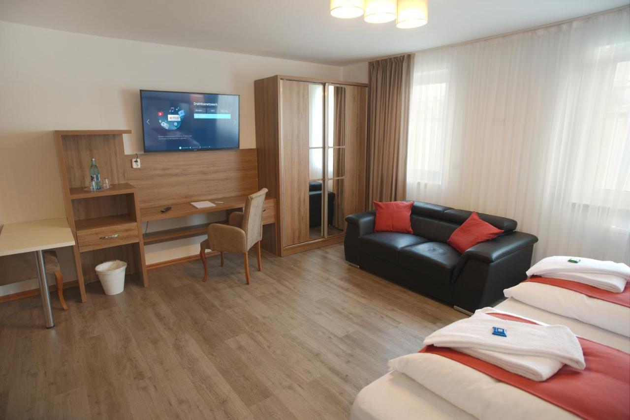 Hotel Hausen Obertshausen Frankfurt Buitenkant foto