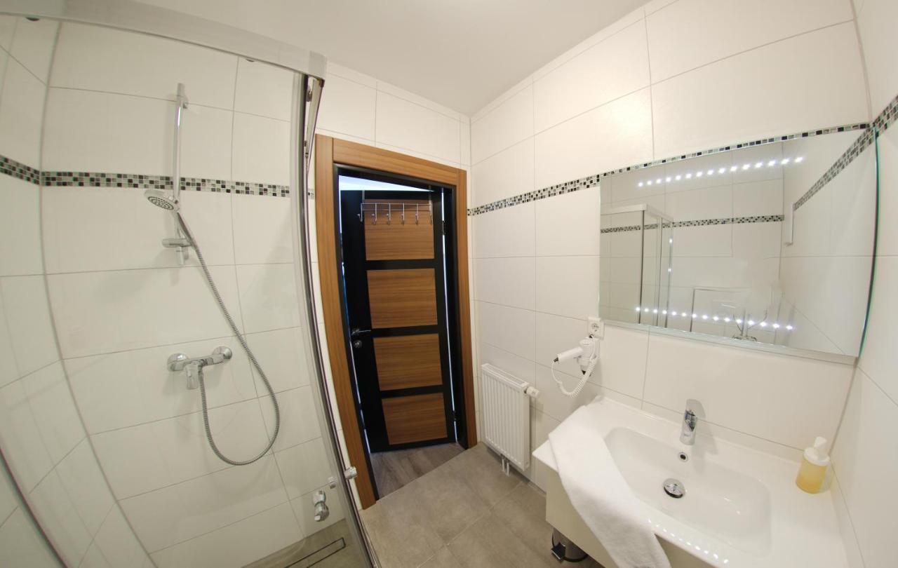 Hotel Hausen Obertshausen Frankfurt Buitenkant foto